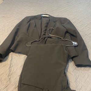 Black/express/ women’s suit